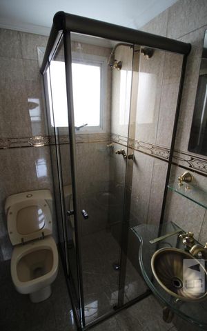 Apartamento à venda com 93m², 3 quartos e 2 vagasBanheiro