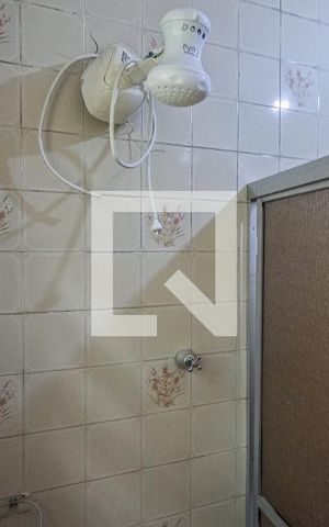 Casa à venda com 250m², 3 quartos e 1 vaga Casa à venda com 250m², 3 quartos e 1 vagaBanheiro 1
