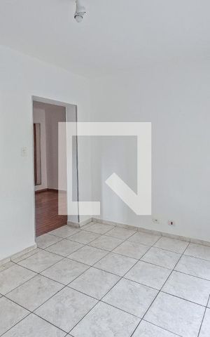 Casa à venda com 250m², 3 quartos e 1 vaga Casa à venda com 250m², 3 quartos e 1 vagaSala 2