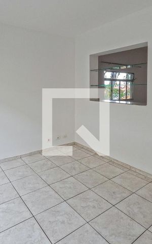 Casa à venda com 250m², 3 quartos e 1 vaga Casa à venda com 250m², 3 quartos e 1 vagaSala 2