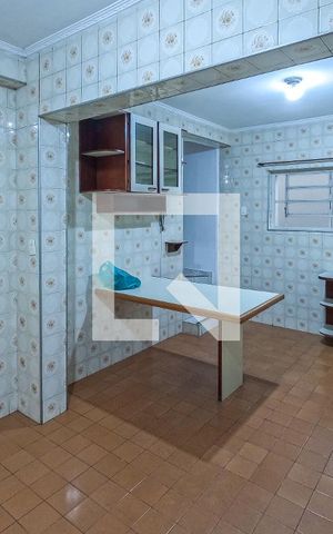 Casa à venda com 250m², 3 quartos e 1 vaga Casa à venda com 250m², 3 quartos e 1 vagaCozinha