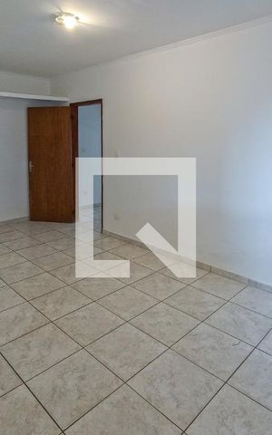 Casa à venda com 250m², 3 quartos e 1 vaga Casa à venda com 250m², 3 quartos e 1 vagaQuarto 3