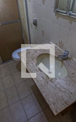 Casa à venda com 250m², 3 quartos e 1 vaga Casa à venda com 250m², 3 quartos e 1 vagaBanheiro 1