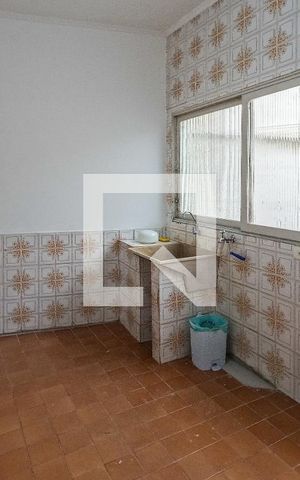 Casa à venda com 250m², 3 quartos e 1 vaga Casa à venda com 250m², 3 quartos e 1 vagaÁrea de Serviço