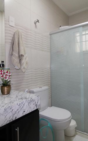 Casa à venda com 180m², 4 quartos e 3 vagasBanheiro da Suíte