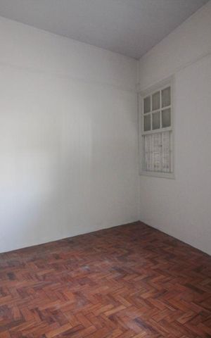 Casa à venda com 150m², 2 quartos e sem vaga Casa à venda com 150m², 2 quartos e sem vagaquarto 2
