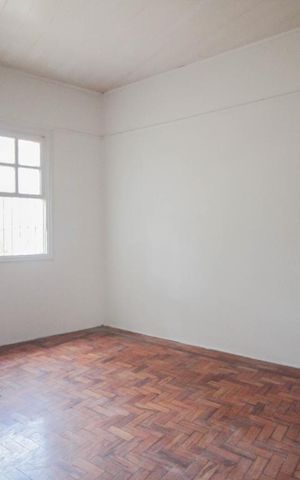 Casa à venda com 150m², 2 quartos e sem vaga Casa à venda com 150m², 2 quartos e sem vagaquarto 1