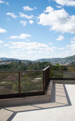 Apartamento à venda com 310m², 3 quartos e 3 vagasSacada