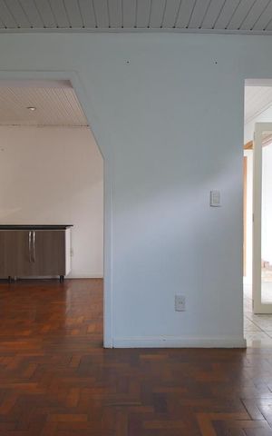 Casa à venda com 120m², 2 quartos e 1 vagaSala