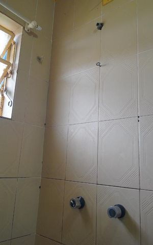 Casa à venda com 120m², 2 quartos e 1 vagaBanheiro