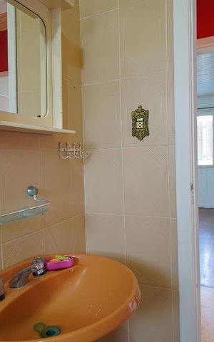 Casa à venda com 120m², 2 quartos e 1 vagaBanheiro