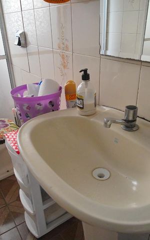 Casa à venda com 120m², 2 quartos e 1 vagaBanheiro