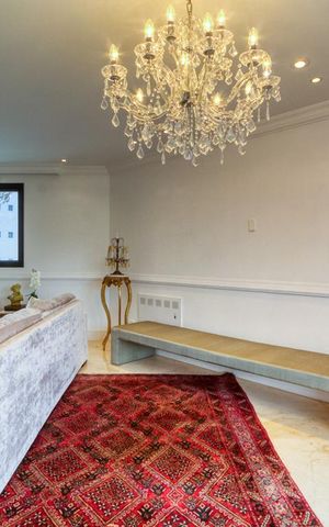 Apartamento à venda com 392m², 4 quartos e 5 vagas Apartamento à venda com 392m², 4 quartos e 5 vagasSala 1