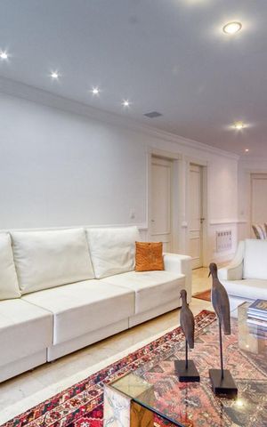 Apartamento à venda com 392m², 4 quartos e 5 vagas Apartamento à venda com 392m², 4 quartos e 5 vagasSala 2