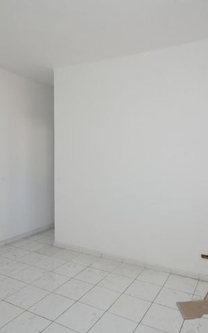 Apartamento para alugar com 90m², 3 quartos e sem vagaSala