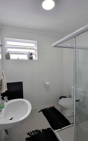 Casa à venda com 200m², 4 quartos e 2 vagasBanheiro Social