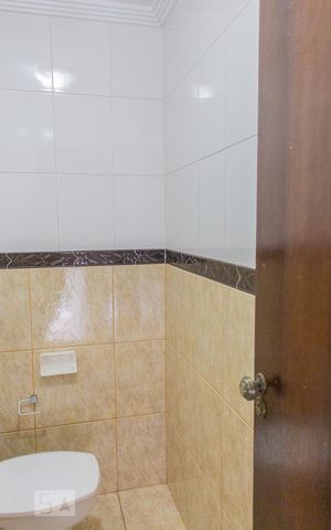 Casa à venda com 220m², 3 quartos e 5 vagas Casa à venda com 220m², 3 quartos e 5 vagasLavabo