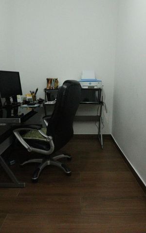 Casa à venda com 220m², 5 quartos e 2 vagasQuarto 4