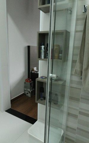Casa à venda com 220m², 5 quartos e 2 vagasBanheiro 4