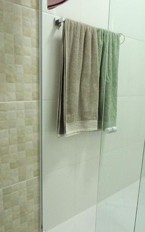 Casa à venda com 220m², 5 quartos e 2 vagasBanheiro 3