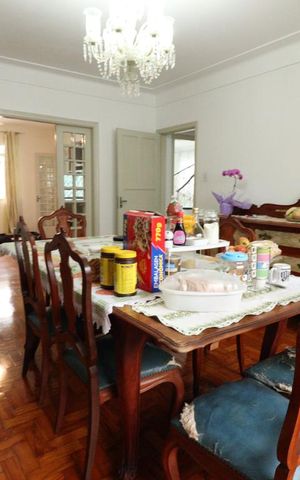 Casa à venda com 220m², 5 quartos e 2 vagasSala 1