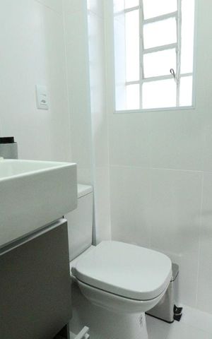 Casa à venda com 220m², 5 quartos e 2 vagasBanheiro 4