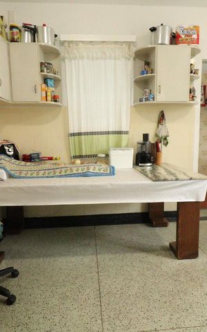 Casa à venda com 220m², 5 quartos e 2 vagasCozinha 1