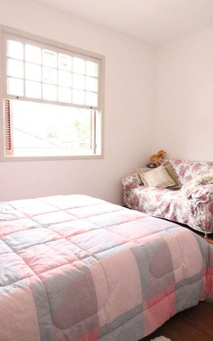 Casa à venda com 220m², 5 quartos e 2 vagasQuarto 3