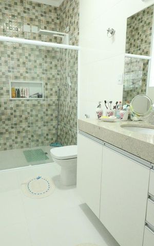 Casa à venda com 220m², 5 quartos e 2 vagasBanheiro 3