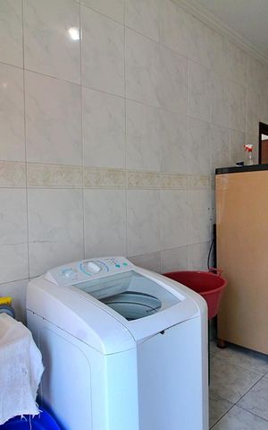 Casa à venda com 394m², 3 quartos e 6 vagasÁrea de Serviço