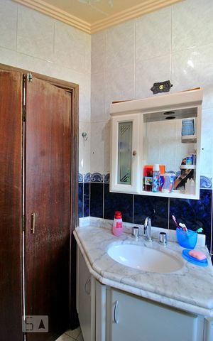 Casa à venda com 394m², 3 quartos e 6 vagasSuíte 2