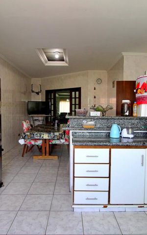 Casa à venda com 394m², 3 quartos e 6 vagasCozinha