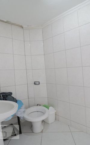 Casa à venda com 150m², 4 quartos e 2 vagasBanheiro de Serviço