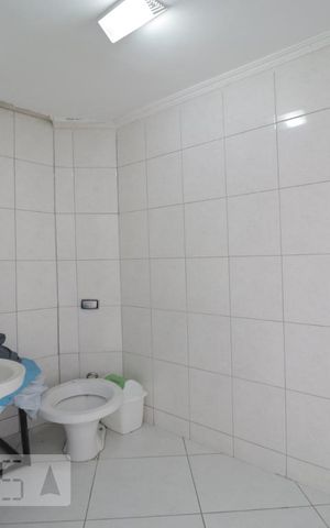 Casa à venda com 150m², 4 quartos e 2 vagasBanheiro de Serviço