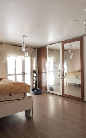 Casa à venda com 150m², 4 quartos e 2 vagasSuite 