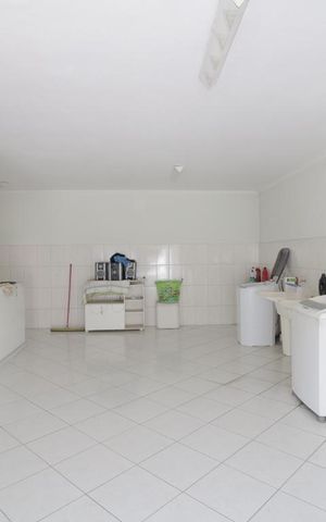 Casa à venda com 150m², 4 quartos e 2 vagas Area de Serviço