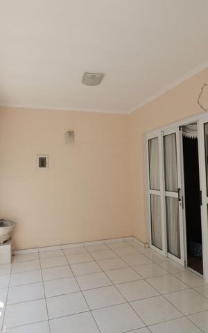 Casa à venda com 150m², 4 quartos e 2 vagasVaranda da Suite