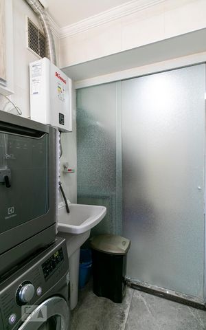 Apartamento à venda com 70m², 3 quartos e 1 vagaÁrea de Serviço