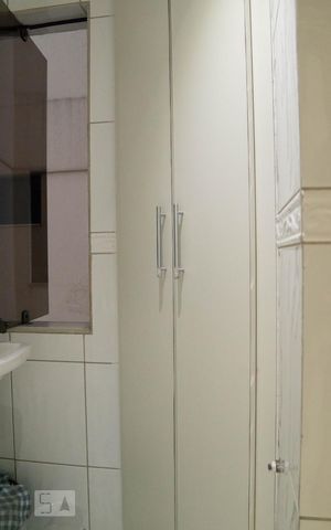 Apartamento à venda com 72m², 3 quartos e 2 vagasLavanderia