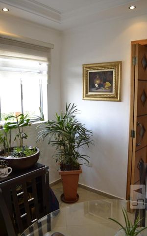Casa à venda com 575m², 4 quartos e 5 vagasSala