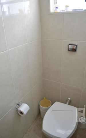 Casa à venda com 575m², 4 quartos e 5 vagasBanheiro
