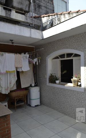 Casa à venda com 575m², 4 quartos e 5 vagasLavanderia