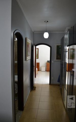 Casa à venda com 575m², 4 quartos e 5 vagasQuarto Suíte