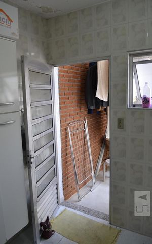 Casa à venda com 575m², 4 quartos e 5 vagasLavanderia