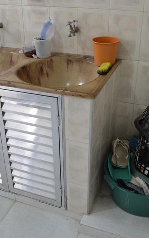 Casa à venda com 575m², 4 quartos e 5 vagasLavanderia