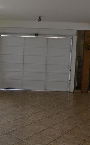 Casa à venda com 575m², 4 quartos e 5 vagasGaragem