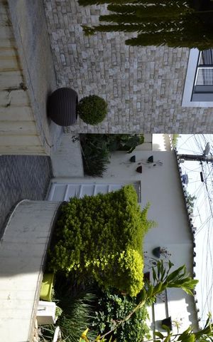 Casa à venda com 575m², 4 quartos e 5 vagasEntrada