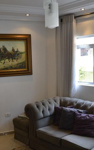 Casa à venda com 575m², 4 quartos e 5 vagasDetalhe Sala