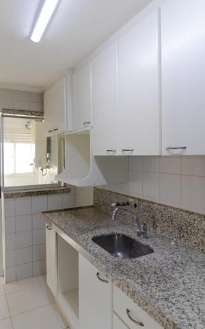 Apartamento à venda com 180m², 3 quartos e 3 vagas Apartamento à venda com 180m², 3 quartos e 3 vagasCozinha