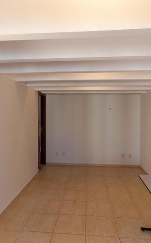 Apartamento à venda com 180m², 3 quartos e 3 vagas Apartamento à venda com 180m², 3 quartos e 3 vagasSala 02